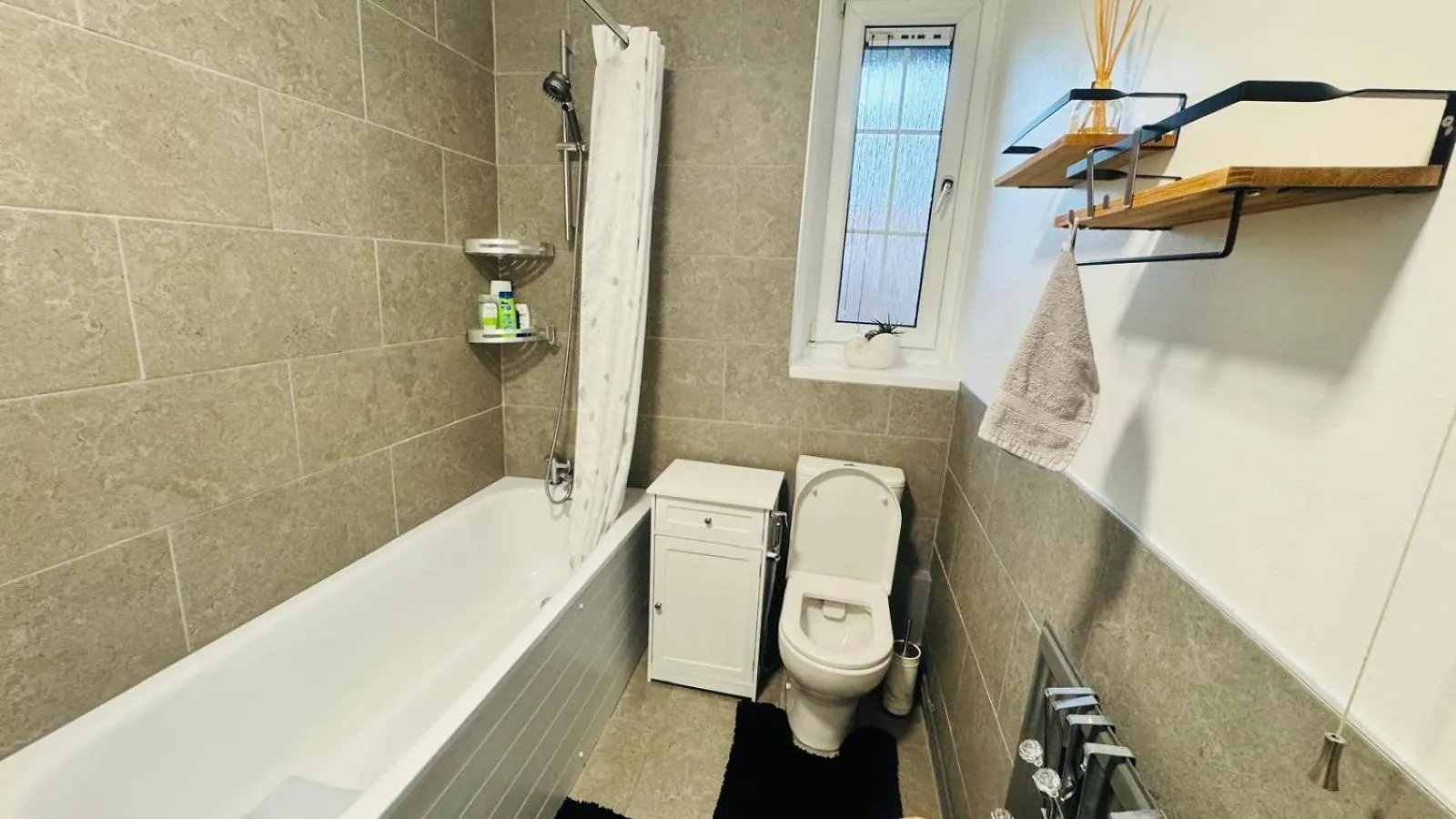 לונדון Gorgeous Rooms Near Canary Wharf בריטניה