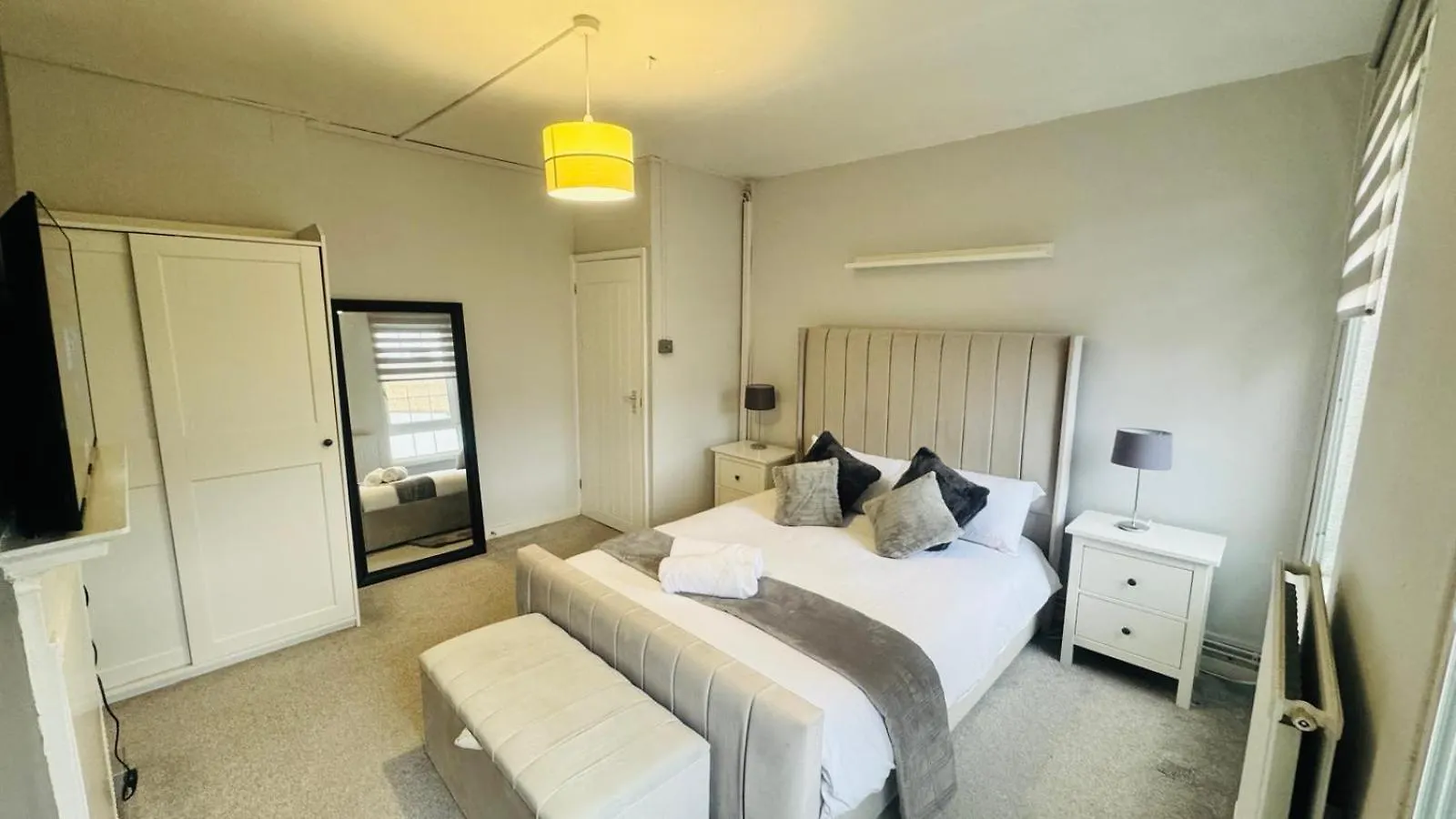 לונדון Gorgeous Rooms Near Canary Wharf